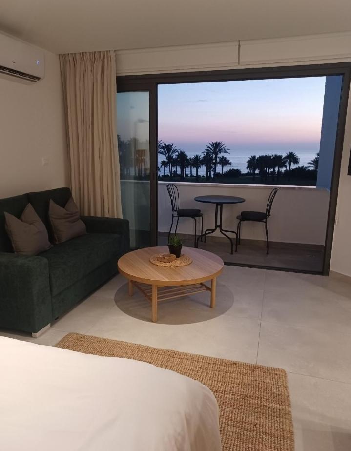 Terrazza Suites بافوس المظهر الخارجي الصورة